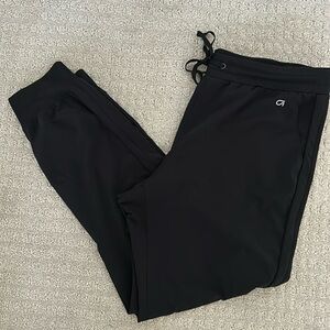 Gap lightweight joggers